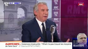 François Bayrou: "Les policiers nous protègent et on a le sentiment que personne ne les protège eux"