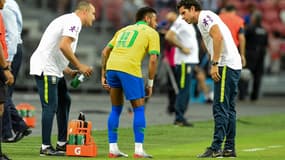 Neymar contre le Nigeria