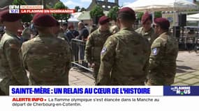 JO 2024: des militaires américains présents à Sainte-Mère-Église pour l'arrivée de la flamme et les célébrations du D-Day