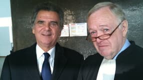 Alain de Pouzilhac et son avocat Olivier Metzner au tribunal de Nanterre