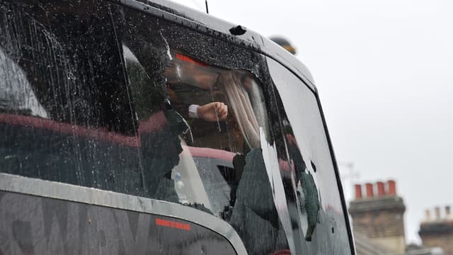 West Ham - MU : le bus mancunien caillassé