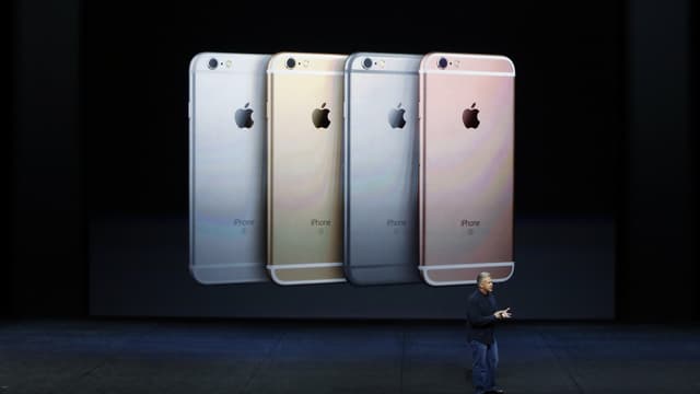 Ces deux nouveaux "smartphones" seront également équipés d'un nouvel appareil photo de 12 mégapixels et permettront de filmer des vidéos en qualité haute définition 4K.