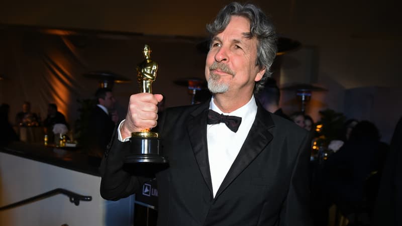 Peter Farrelly avec son Oscar du meilleur film pour "Green Book".