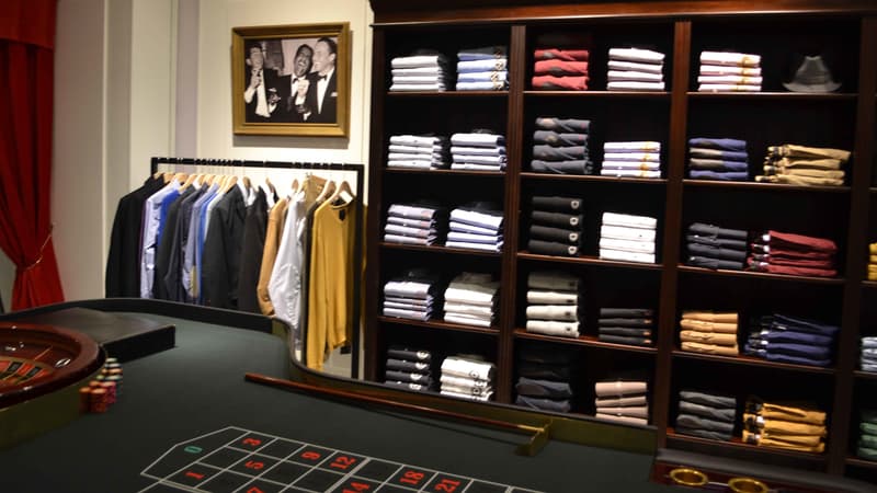 Nouvelle boutique JAQK sur les Champs-Elysées.