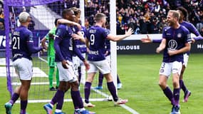 La joie des Toulousains après la victoire face au Paris FC, le 2 avril 2022.