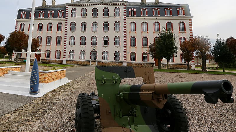 Le 1er régiment d'infanterie de Marine, à Châlons-en-Champagne, qui va être dissous en 2015.
