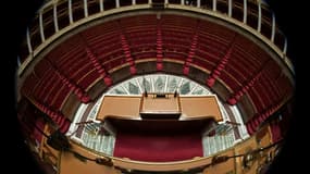 La coalition macroniste Ensemble! obtiendrait le plus de sièges à l'Assemblée nationale au terme des élections législatives, mais sans certitude d'obtenir la majorité absolue de 289 sièges, selon les premières projections