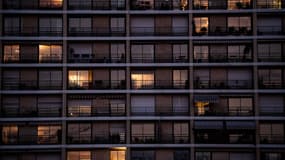 Un bâtiment parisien en période de confinement.