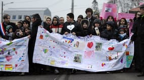 Marche blanche en mémoire de Chanel Mallinger le 13 décembre 2013.