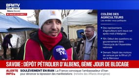 Ce marin est venu en soutien de la colère agricole à La Rochelle devant un dépôt pétrolier bloqué depuis six jours