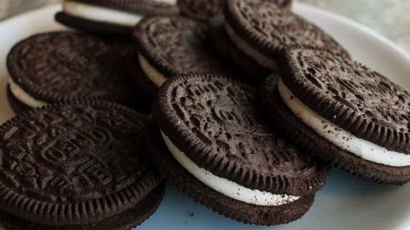 Etats-Unis: la marque Oreo accusée de réduire la quantité de crème entre les deux biscuits