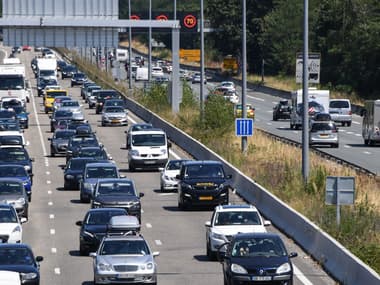 Trafic dense sur la route