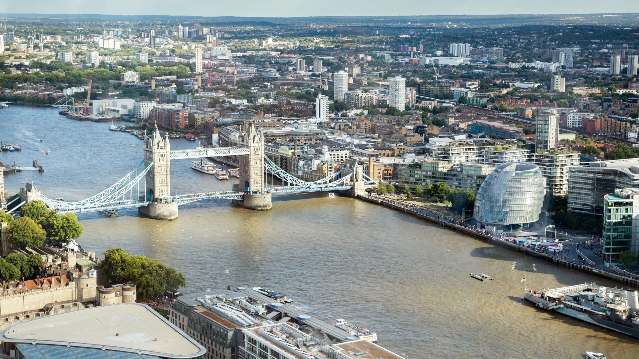 İngiltere, Fransa'dan Dört Kat Daha Önemli: Brexit'ten 10 Yıl Sonra Londra, Avrupa'nın Açık Ara En Büyük Finans Merkezi Olmaya Devam Ediyor
