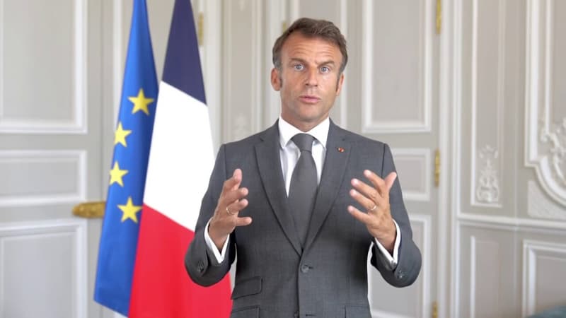 Emmanuel Macron au Medef: 