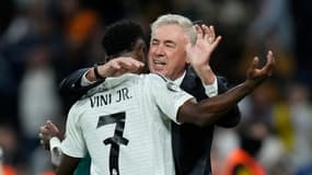 Vinicius avec Carlo Ancelotti en octobre 2024