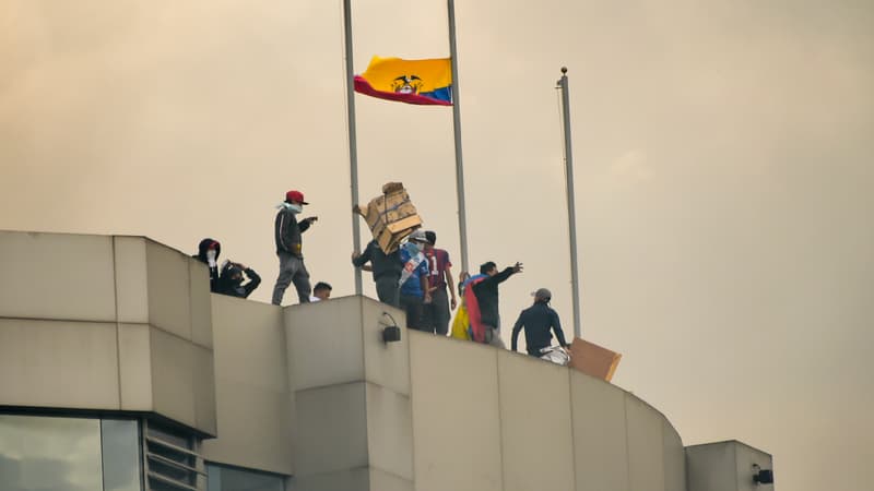 Manifestants à Quito.