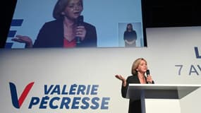 La candidate LR à la présidentielle Valérie Pécresse en meeting à Lyon, le 7 avril 2022