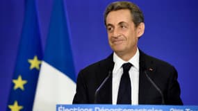 Nicolas Sarkozy a annoncé une victoire jamais vue devant les militants UMP, dimanche soir.