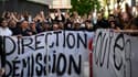 Des supporters du PSG protestent devant l'enceinte du Parc des Princes, mercredi 3 mai 2023.