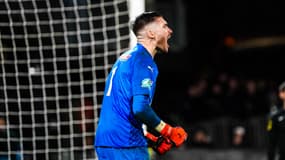 Gauthier Gallon célèbre l'échec de Samuel Gigot aux tirs au but lors de Rennes-OM (1-1, 9 t.a.b. 8., Coupe de France), le 21 janvier 2024