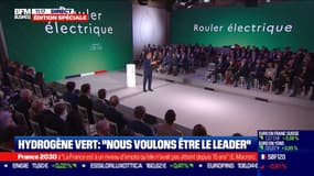 Emmanuel Macron veut produire en France à l'horizon 2030 "près de 2 millions de véhicules électriques et hybrides"