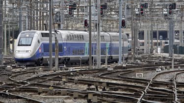 L'Etat va renoncer aux 500 millions d'euros annuels générés par les dividendes et l'impôt sur les sociétés acquittés par la SNCF.