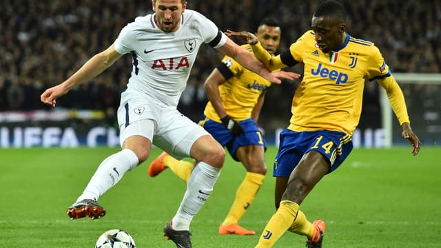 Blaise Matuidi à la lutte avec Harry Kane