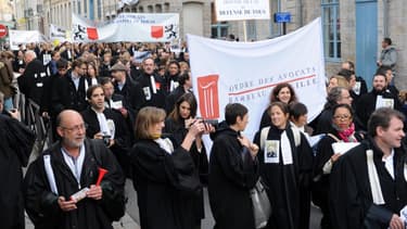 Manifestation d'avocats à Douai dans le Nord