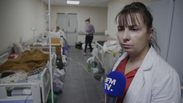Alina, neurochirurgienne de cet hôpital de Kiev, cloîtrée depuis une semaine en sous-sol avec ses patients.