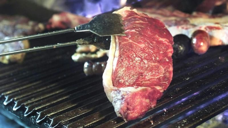 Diviser par deux la consommation de viande diminuerait de 20 à 50% l'impact carbone de l'alimentation