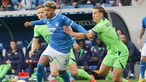 Georginio Rutter avec Hoffenheim contre Wolfsburg le 12 novembre 2022 en Bundesliga.
