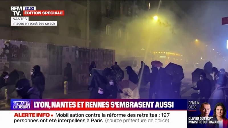 Recours au 49.3: les images des tensions à Nantes et à Lyon