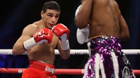Nordine Oubaali lors du combat contre l'Américain Rau’shee Warren qui lui a permis de devenir champion WBC des coqs en janvier 2019