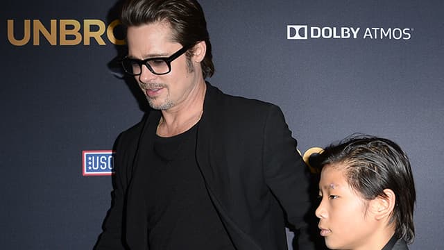 Brad Pitt et ses enfants le 16 décembre 2014 lors de la première du film Unbroken à Hollywood