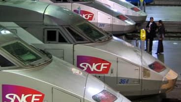 Le trafic ferroviaire a repris normalement lundi sur le réseau de la gare Montparnasse à Paris après avoir été perturbé en fin d'après-midi par la défaillance du système de communication radio d'un train. /Photo d'archives/REUTERS/Mal Langsdon