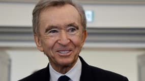 Bernard Arnault, président-directeur général de LVMH, participe à l'inauguration du cinquième campus de l'Institut des Vocations pour l'emploi (LIVE) à Reims, le 29 avril 2024