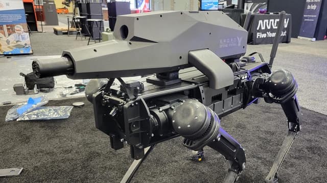 Voici le premier chien-robot armé d'un fusil d'assaut