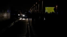 Quelque 1.000 migrants ont tenté de s'introduire dans le Tunnel sous la Manche, mercredi 24 février 2016.