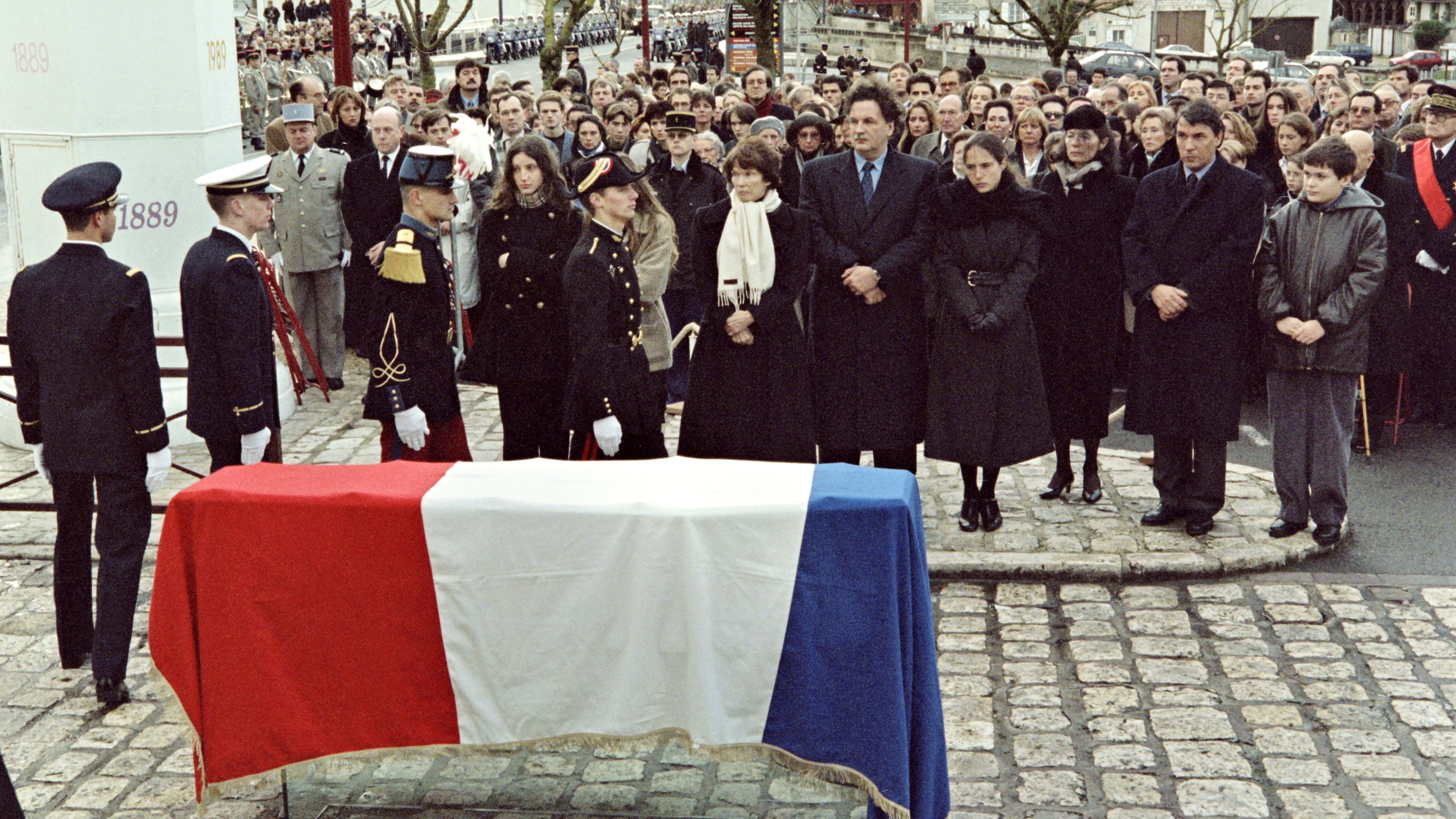 La cérémonie organisée pour François Mitterrand à Jarnac, en Charente. La cérémonie organisée pour François Mitterrand à Jarnac, en Charente.