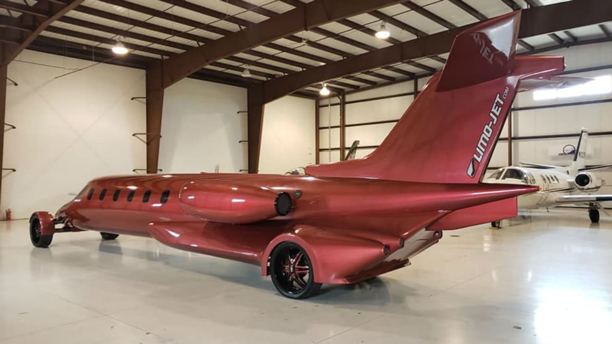 Un jet sans ailes et avec des roues, cela donne une belle limousine!