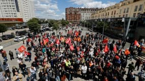 Manifestation pour sauver l'usine Renault promise à la fermeture, le 6 juin 2020 à Choisy-le-Roi (Val-de-Marne)
