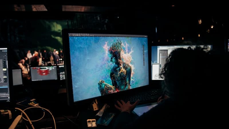 La motion capture est utilisée comme au cinéma mais en temps réel.