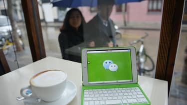 L'application est à la fois messagerie mobile, réseau social, canal d'informations et de contenus, plateforme de vente en ligne et système de paiement électronique.