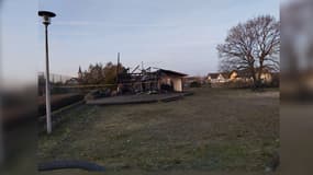 Le Tennis club de Keskastel après l'incendie de ce mardi 31 décembre. 