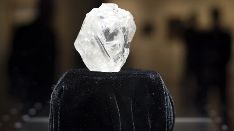 Le diamant Constellation qui s'est vendu 63 millions d'euros a été trouvé dans la même mine que Lesedi La Rona, le diamant de 1.109 carat, le deuxième gros au monde, jamais découvert, qui est exposé et sera mis aux enchères, le 29 juin 2016, chez Sotheby's à Londres.