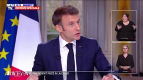 "On a eu le Covid, on a eu la guerre, on a eu l'inflation": Emmanuel Macron justifie son changement d'avis sur le report de l'âge de départ à la retraite depuis 2019