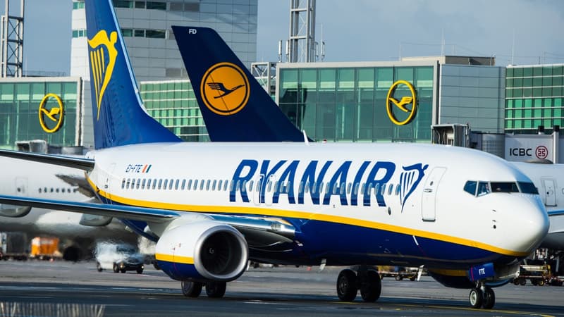 Ryanair proposerait 12.000 euros aux commandants de bord et 6.000 euros aux copilotes qui se rendraient disponibles 10 jours durant leurs congés.