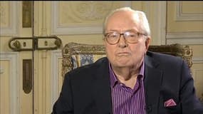 Jean-Marie Le Pen: "Je suis la cible d'une persécution de la part du pouvoir"