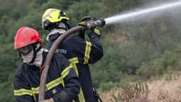 Des sapeurs-pompiers en intervention (image d'illustration)