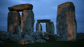 Le site préhistorique de Stonehenge, près d'Amesbury, le 19 janvier 2022 en Angleterre